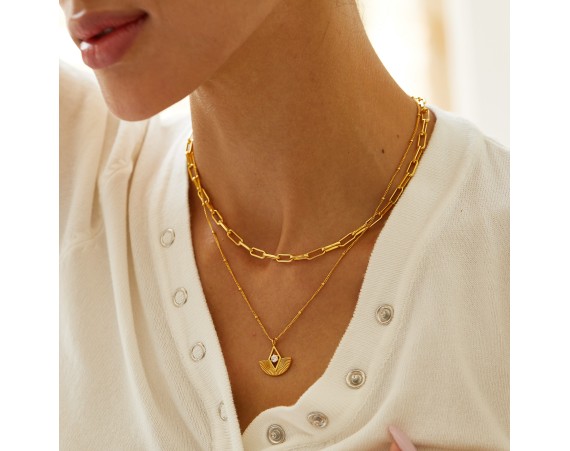 Fan-shaped Necklace