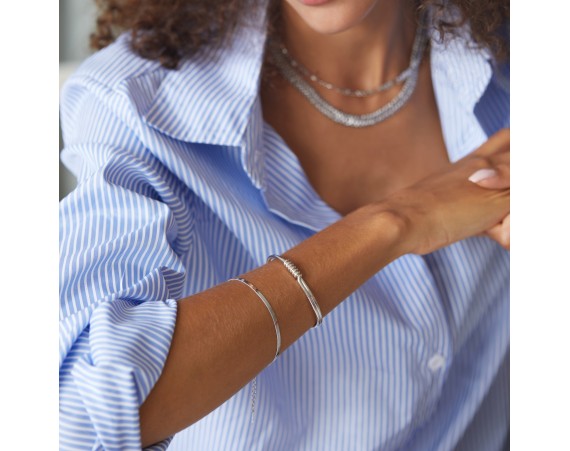 Solid Gold Herringbone Bracelet