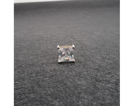 DIAMOND SQUARE EARRINGS